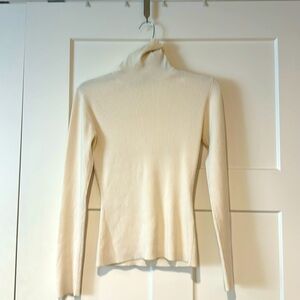 Women turtleneck sweater; Boss by Hugo Boss; cream; ribbed; size M